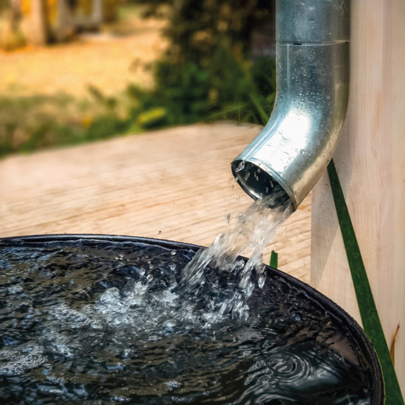 Récupérateur d'eau de pluie - 750 L - Noir