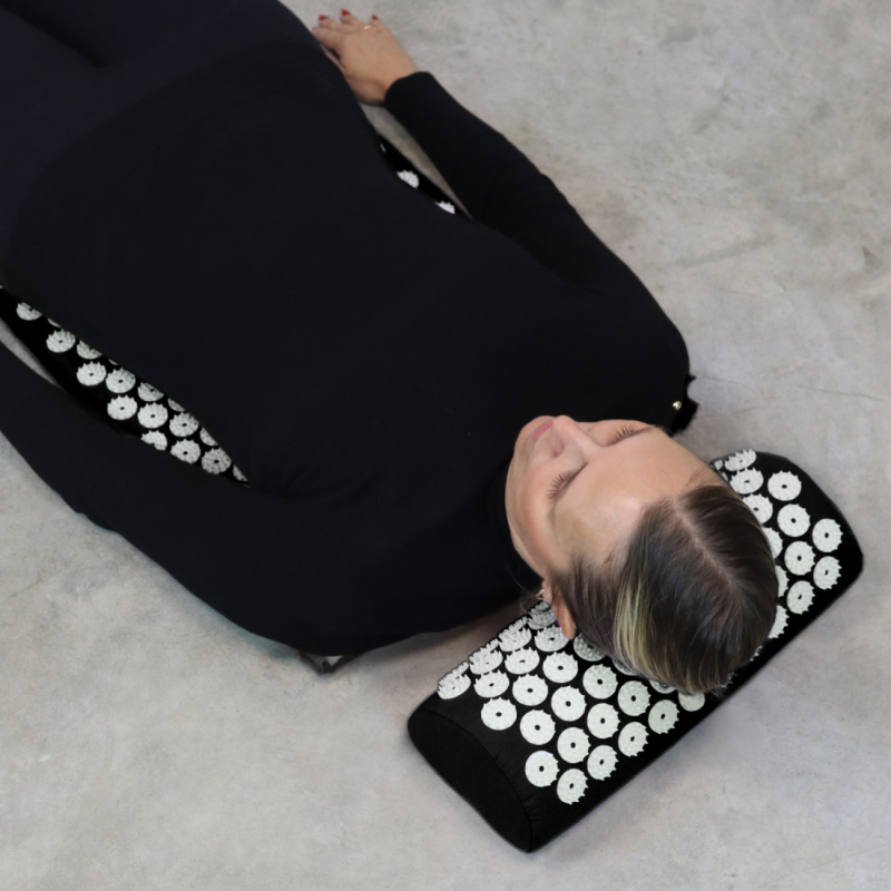 Tapis et coussin d'acupression 67 x 42 cm - Noir