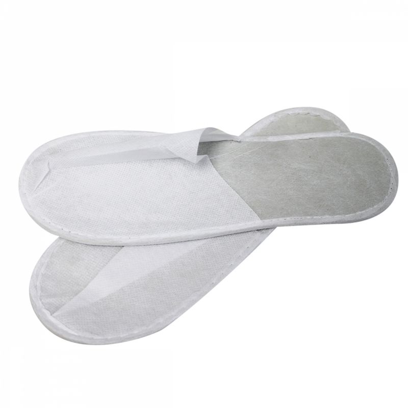 LOT de 100 paires de Chaussons fermés pantoufle éponge jetables