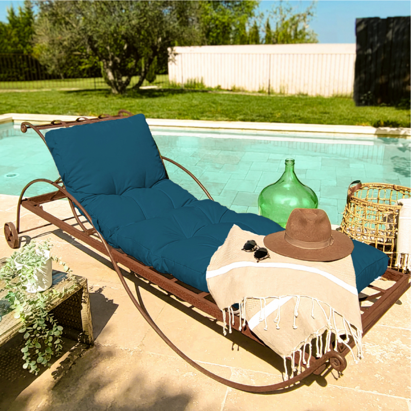 Coussin pour bain de soleil capitonné - 185 x 60 cm - Bleu azur